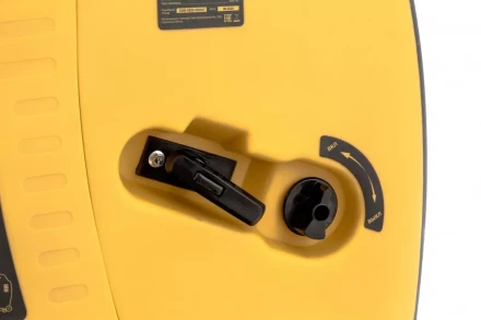 Генератор инверторный GT-3200iSE, 3.2 кВт, 230 В, бак 6 л, закрытый корпус, электростартер Denzel 94703 купить в Нижневартовске