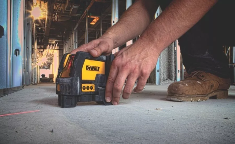 Нивелир лазерный DeWalt DW 0822 купить в Нижневартовске