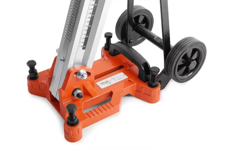 Стойка установки алмазного бурения MESSER SА-400 купить в Нижневартовске