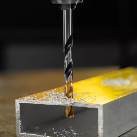 Сверло спиральное по металлу Denzel 6,5 x 93мм, Р6М5, Golden Tip, многогранная заточка, 718279 купить в Нижневартовске